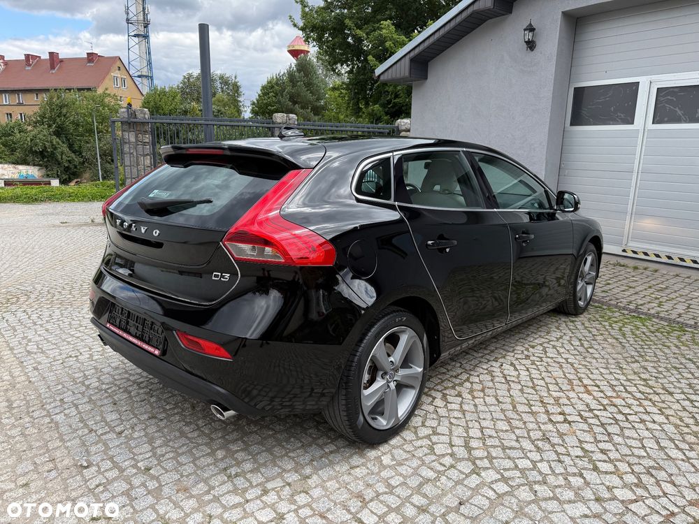 Volvo V40 D3 Geartronic Momentum - 7