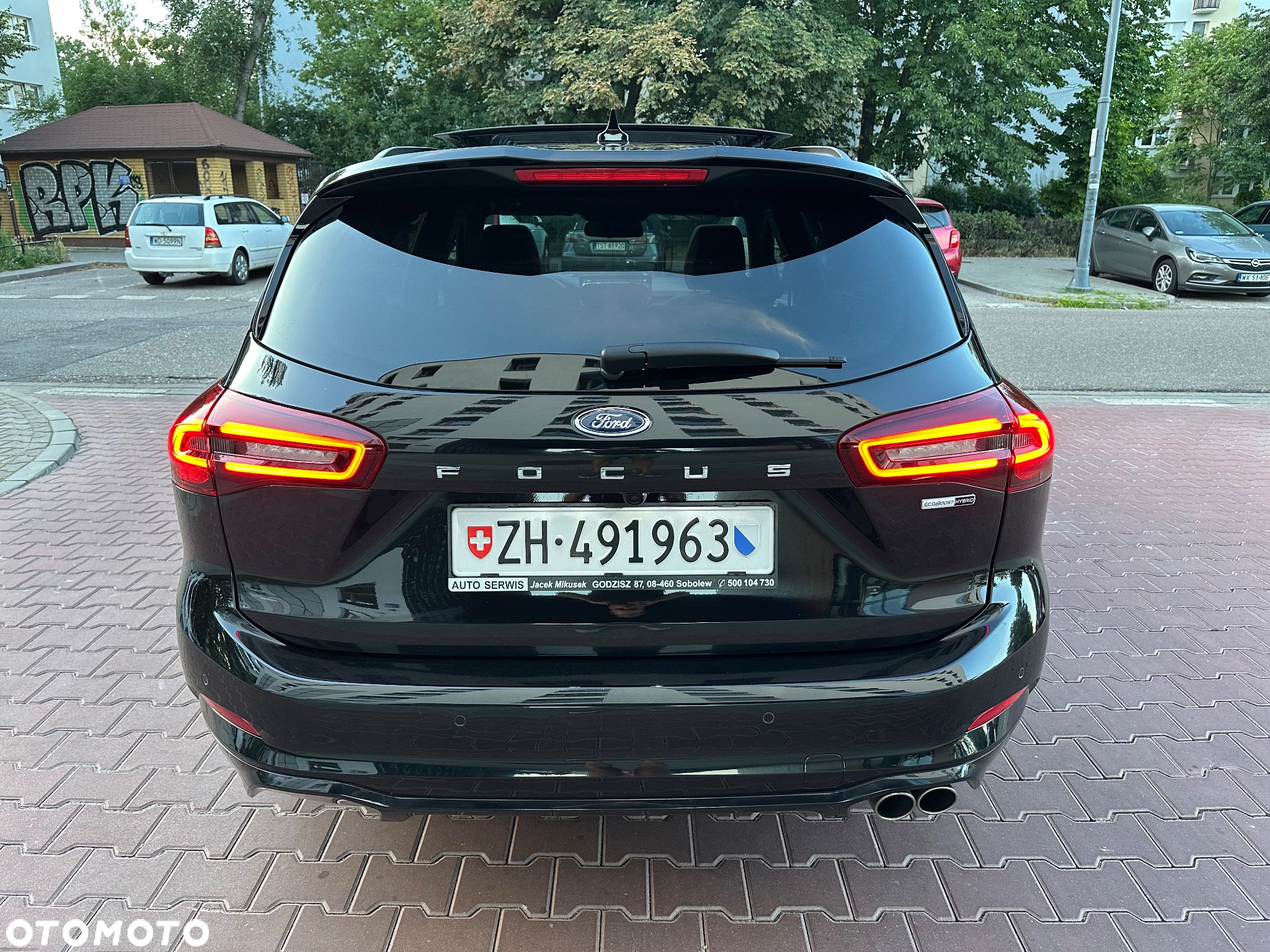 Ford Focus Turnier 1.0 EcoBoost Hybrid ST-LINE X - 10