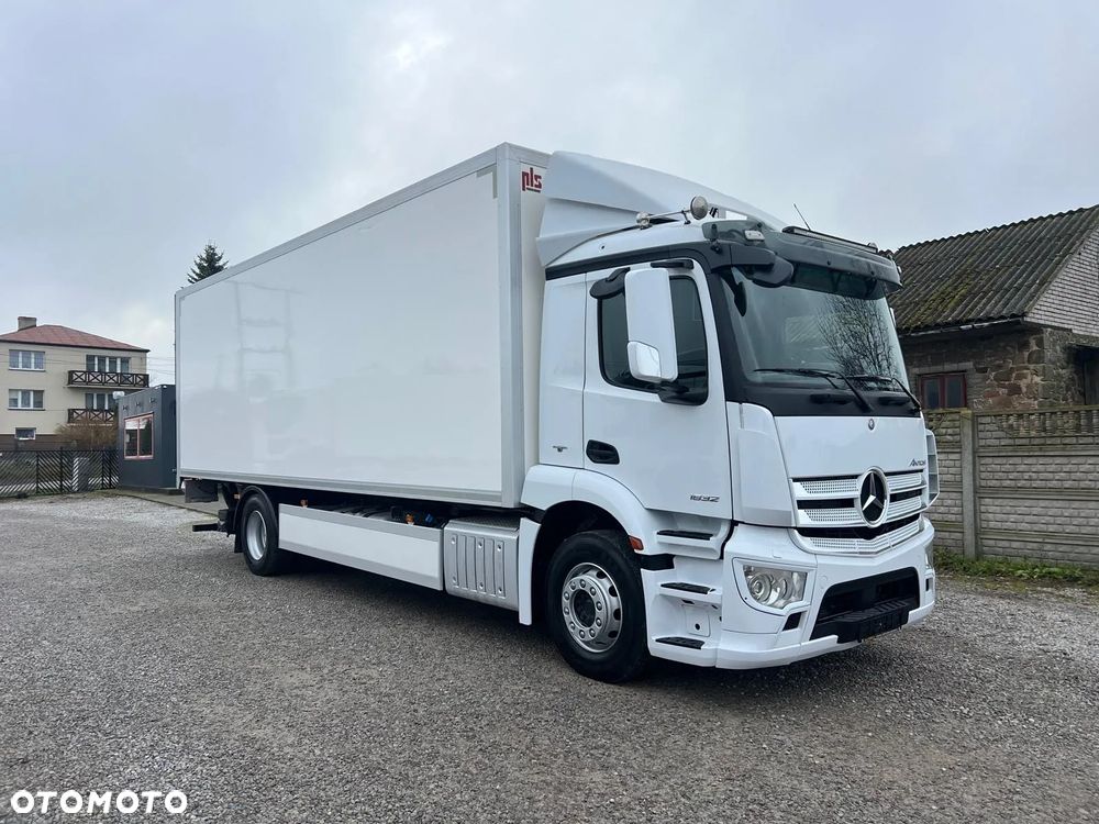 Mercedes-Benz Antos 1832 / Izoterma / Euro 6 / Winda / - 23