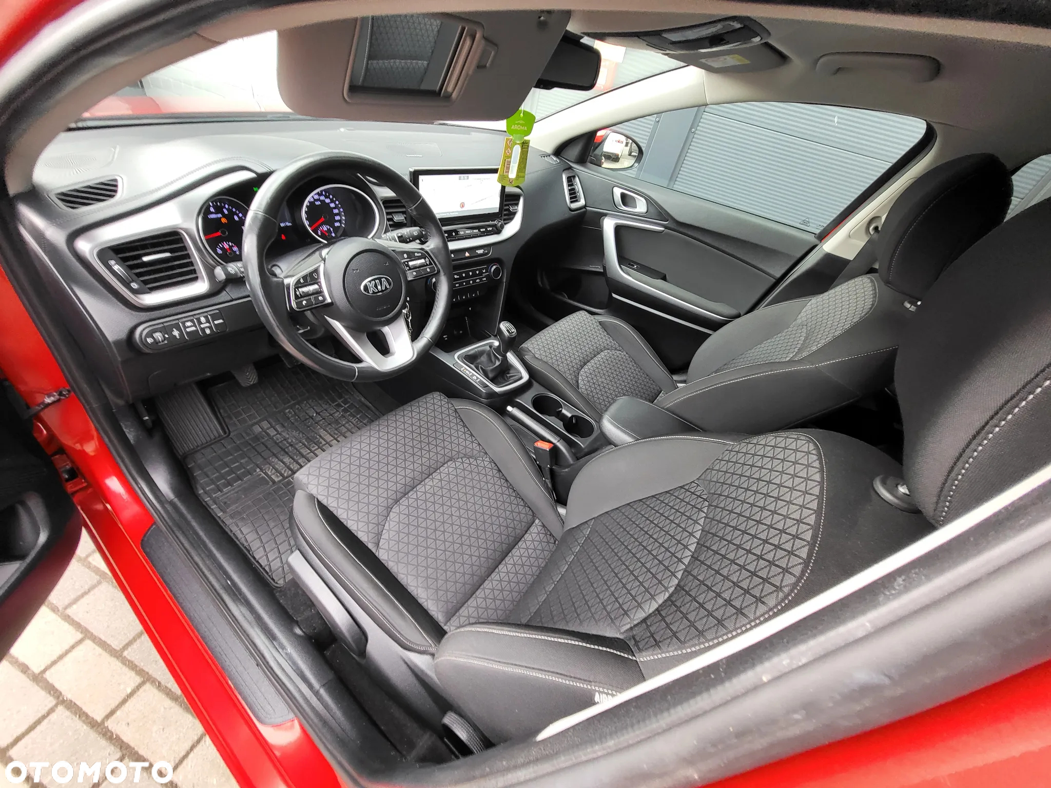 Kia Ceed SW 1.5 T-GDI OPF GT Line - 37