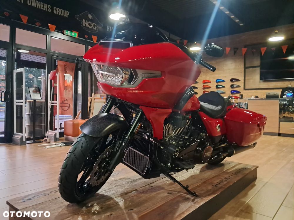 Harley-Davidson Touring Road Glide - 8
