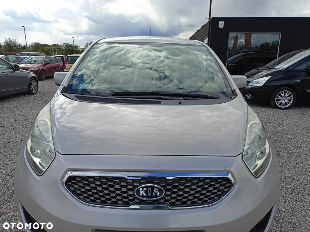 Kia Venga - 7