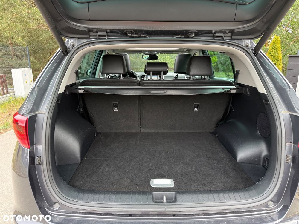 Kia Sportage 2,0 CRDI AWD Platinum - 30