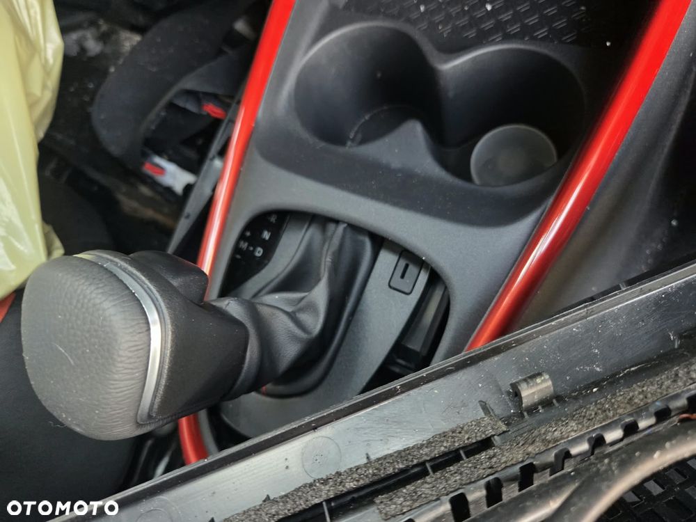 Toyota Aygo X 1.0 VVT-i Selection CVT - 4