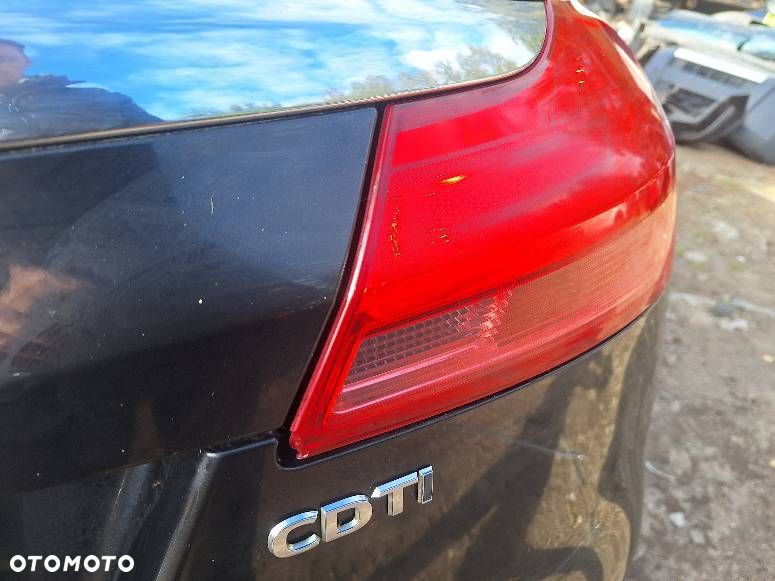 KLAPA BAGAŻNIKA ELEKT LAMPY SIŁOWNIK OPEL INSIGNIA A Z22C 08-13r KOMBI - 7