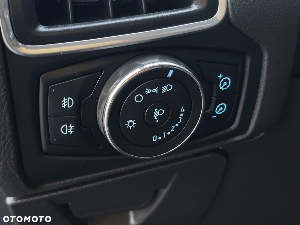 Ford Focus SW 1.6 Ti-VCT Trend - 25