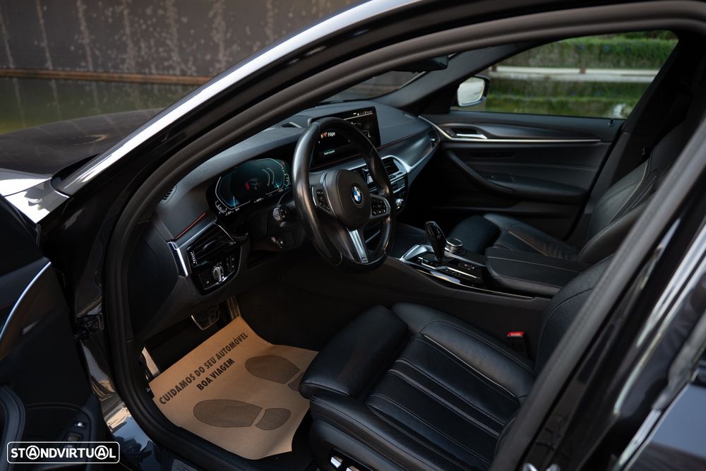 BMW 520 e Pack M - 16
