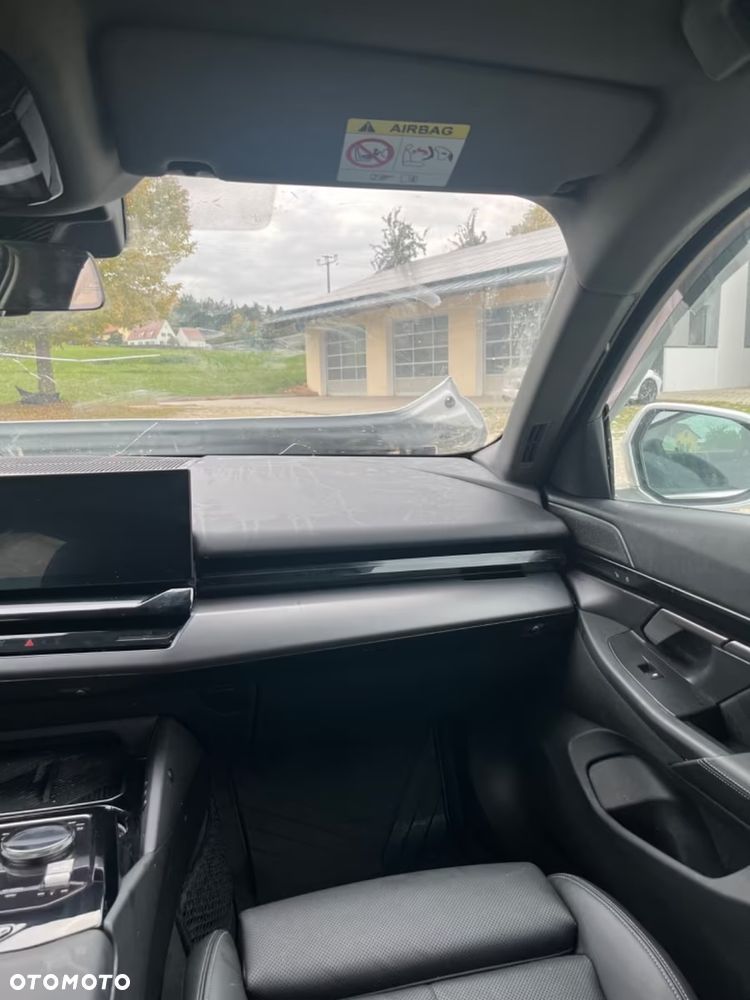 BMW Seria 5 520d xDrive mHEV - 5