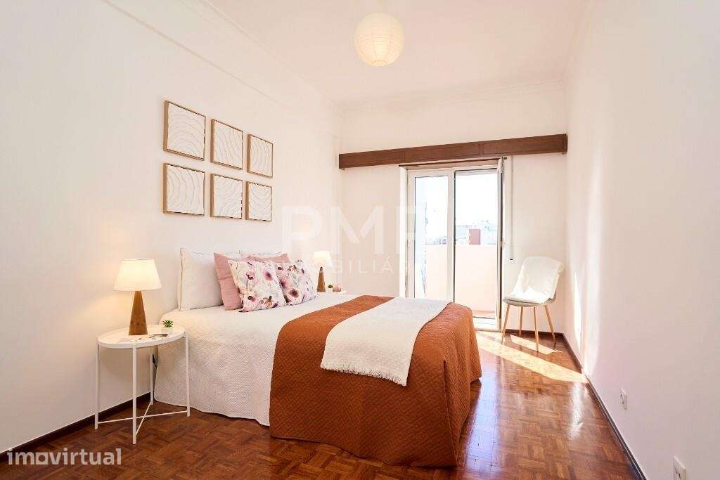 Apartamento T4 com estacionamento junto ao Metro e Parque da Quinta da - Grande imagem: 2/22