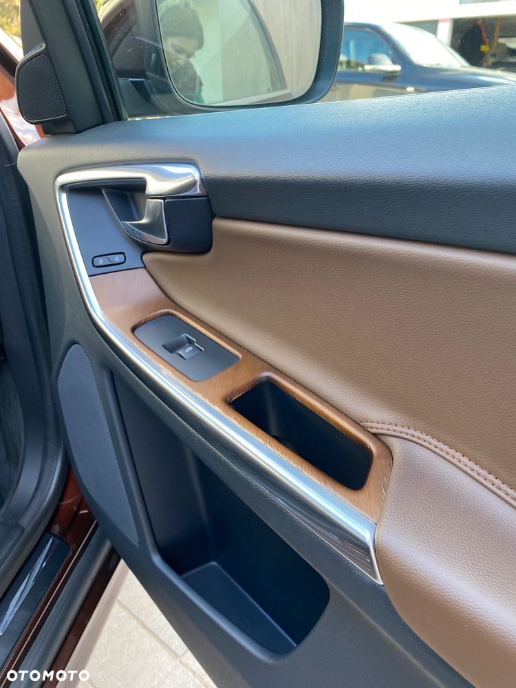 Volvo XC 60 D4 AWD Summum - 6