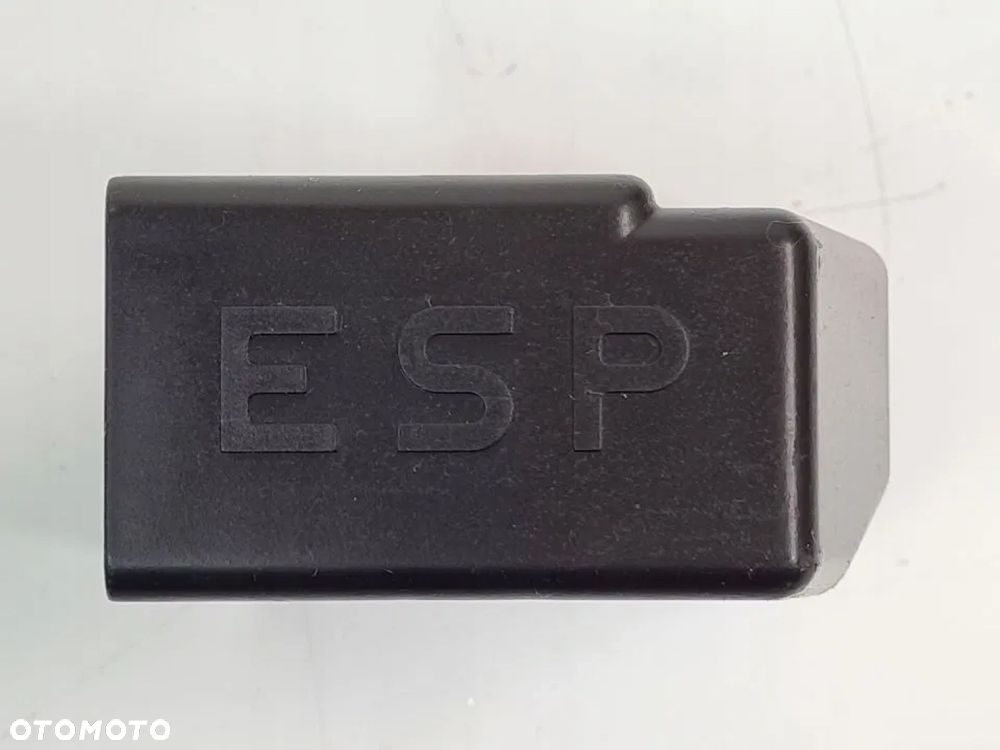 OSŁONA WTYCZKI ABS ESP PEUGEOT 207 THP - 3