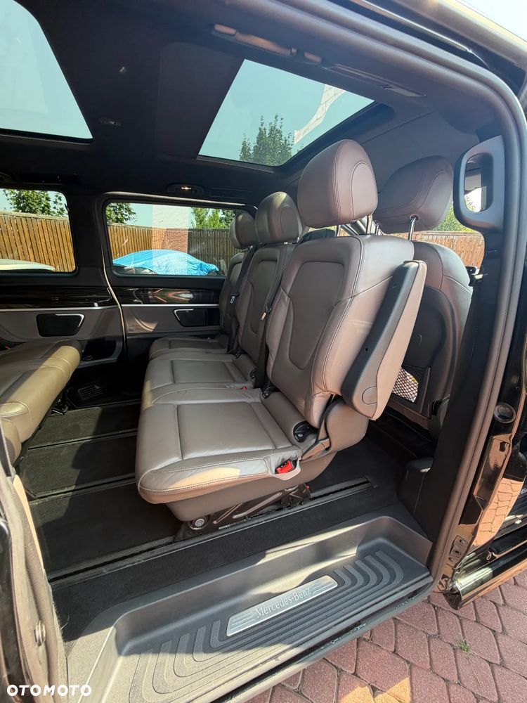 Mercedes-Benz Klasa V 300 d extralang 4Matic 9G-TRONIC Exclusive - 23