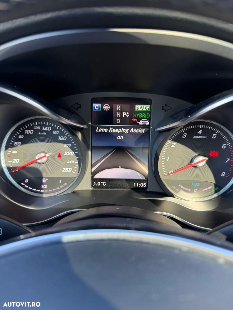 Mercedes-Benz GLC 350 e 4Matic 7G-TRONIC AMG Line - 28