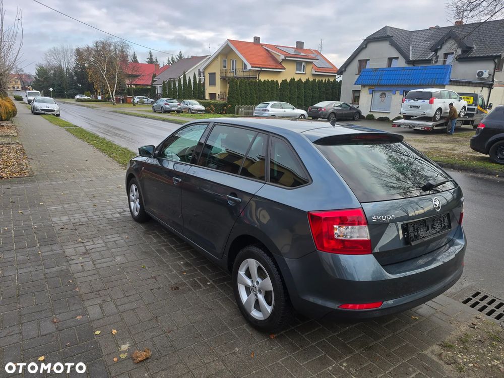 Skoda RAPID 1.2 TSI Ambition - 3