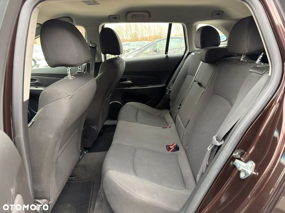 Chevrolet Cruze 1.4 T LT - 26