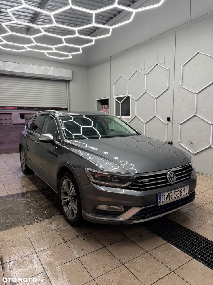Volkswagen Passat Alltrack - 2