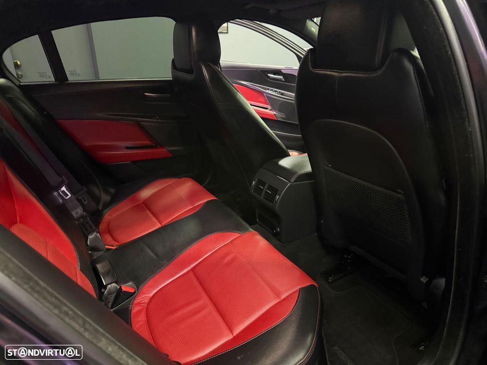 Jaguar XE E-Performance Aut. R-Sport - 21