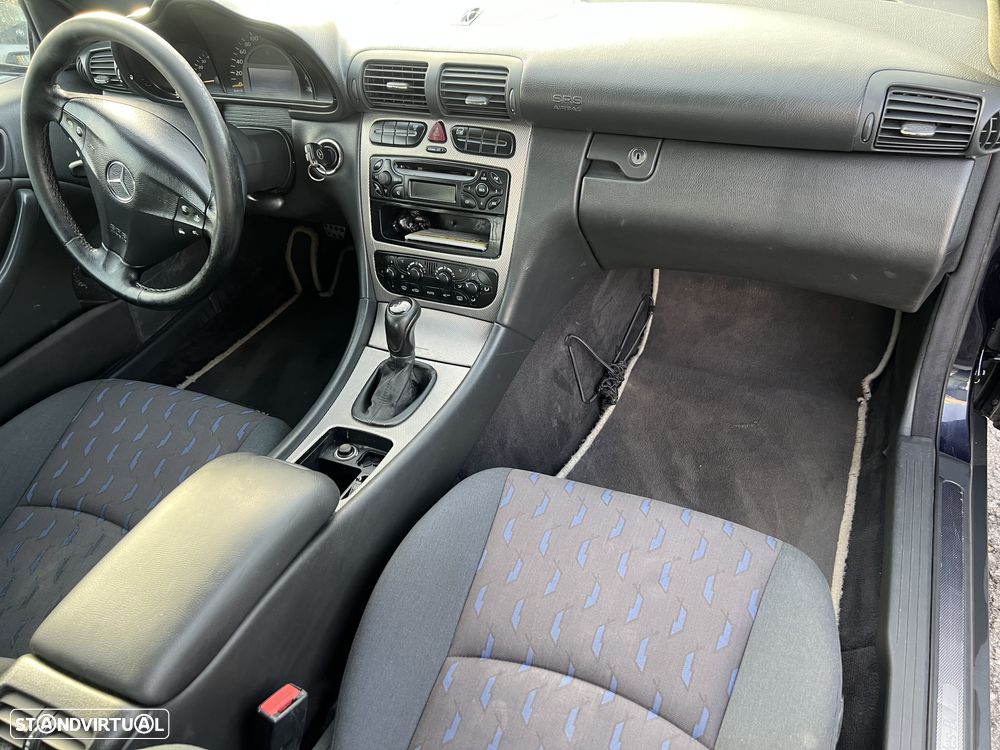 Mercedes-Benz C 220 CDi Sport Coupé Evolution - 17