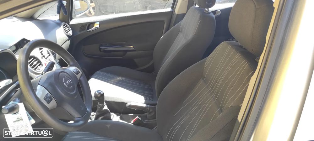 Opel Corsa 1.3 CDTi Enjoy - 8