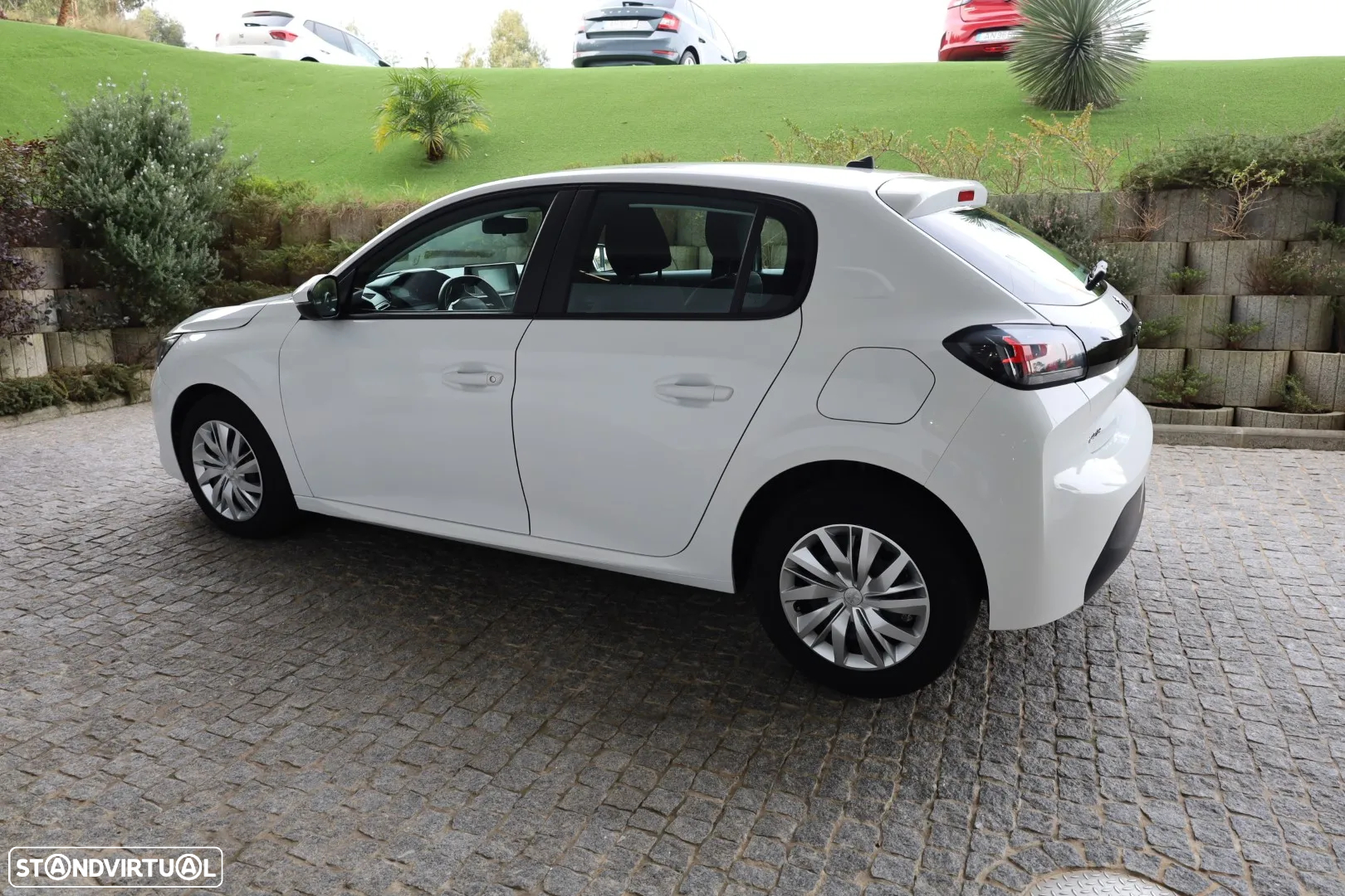 Peugeot 208 1.2 PureTech Active - 11