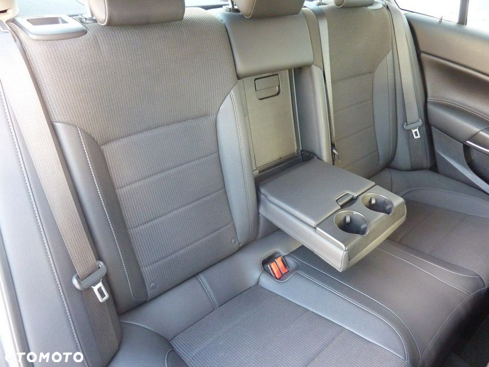 Opel Insignia - 15