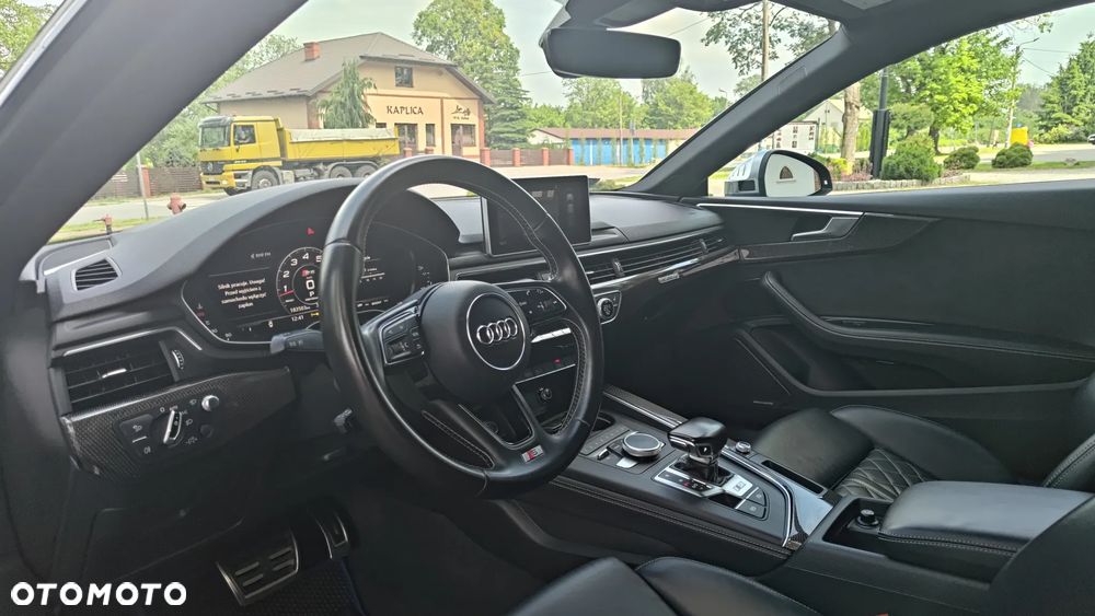 Audi S5 Coupé - 13