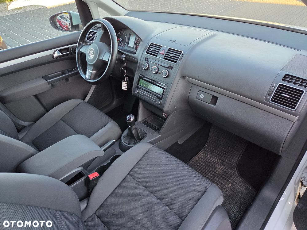 Volkswagen Touran 1.6 TDI DPF BlueMotion Technology Comfortline - 14