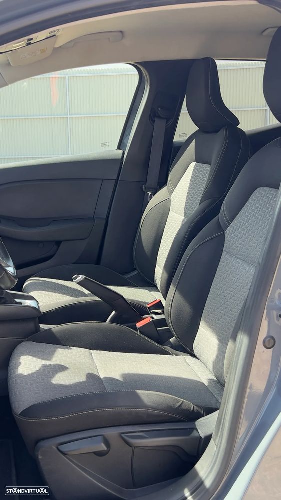 Renault Clio 1.0 TCe Limited Bi-Fuel - 8