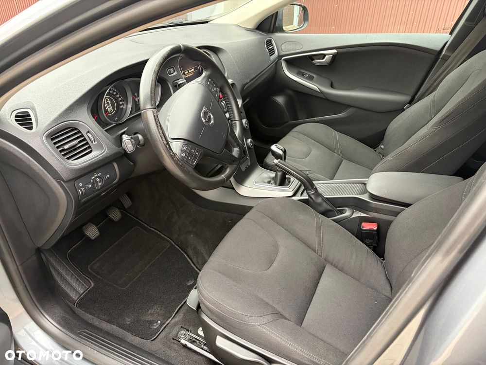 Volvo V40 - 7