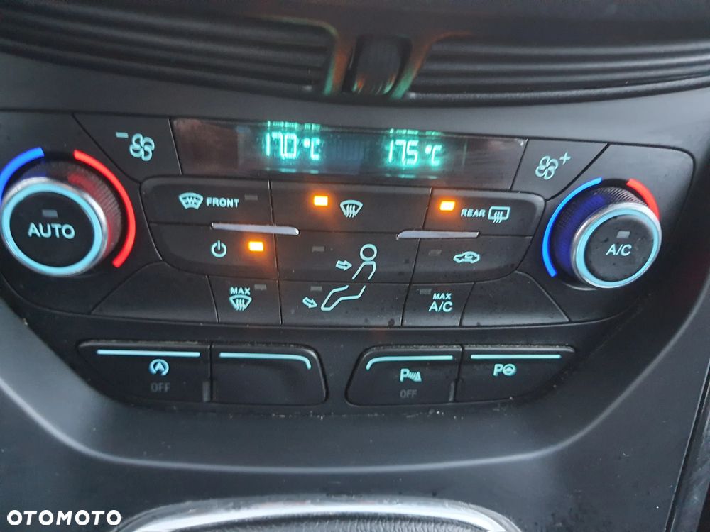 Ford Kuga - 18