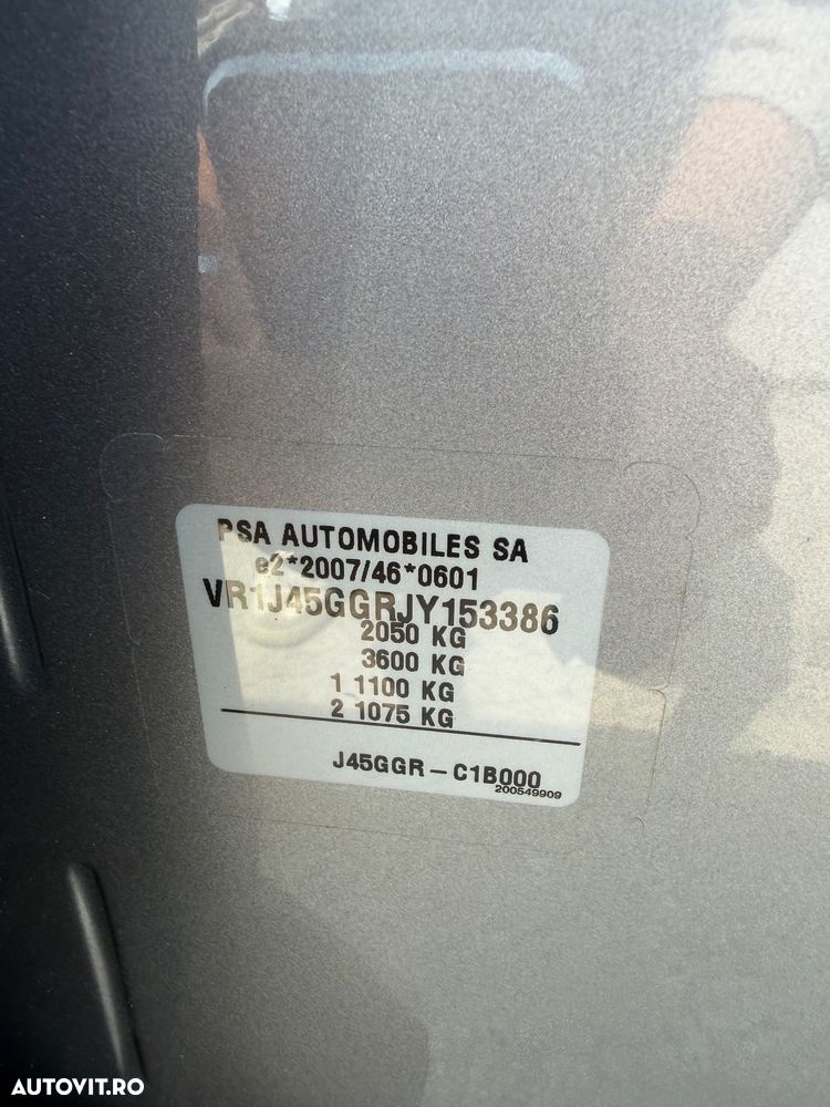 DS Automobiles DS 7 Crossback - 32
