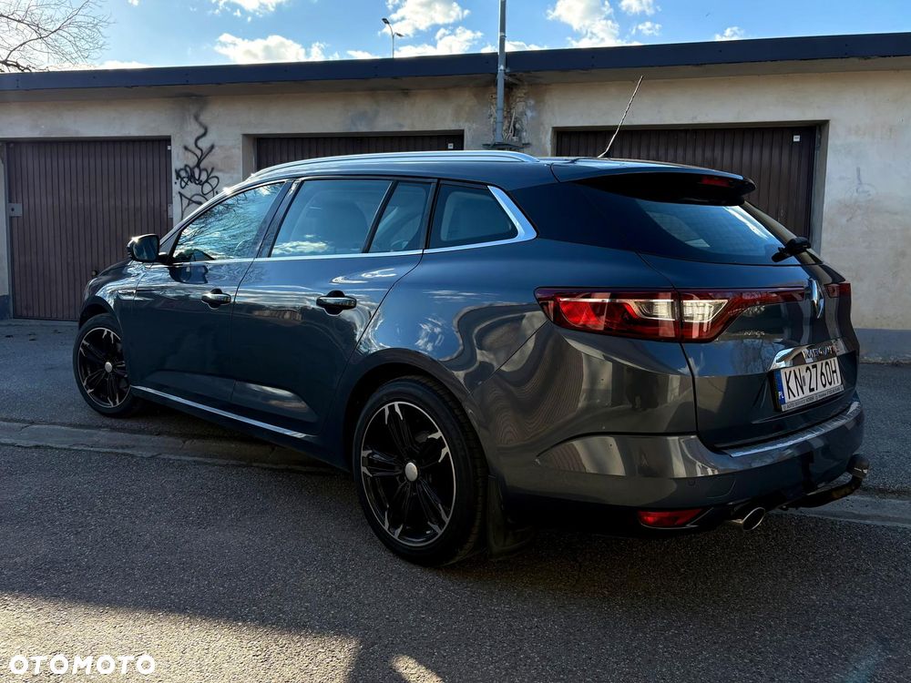Renault Megane ENERGY TCe 130 Start & Stop Paris Business - 4