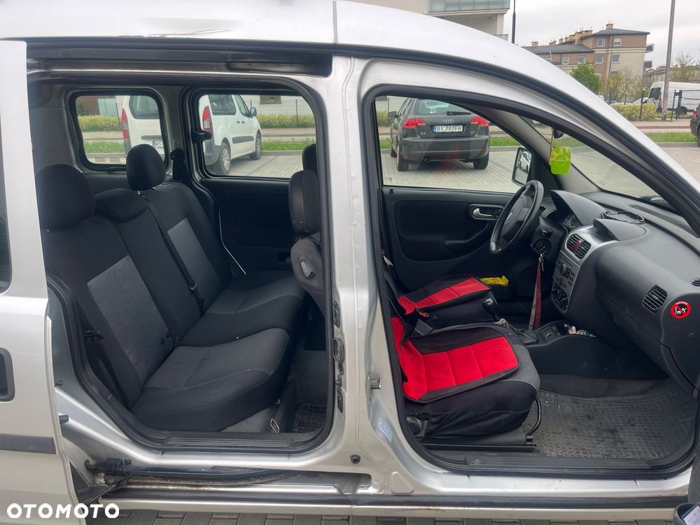 Opel Combo Tour - 5