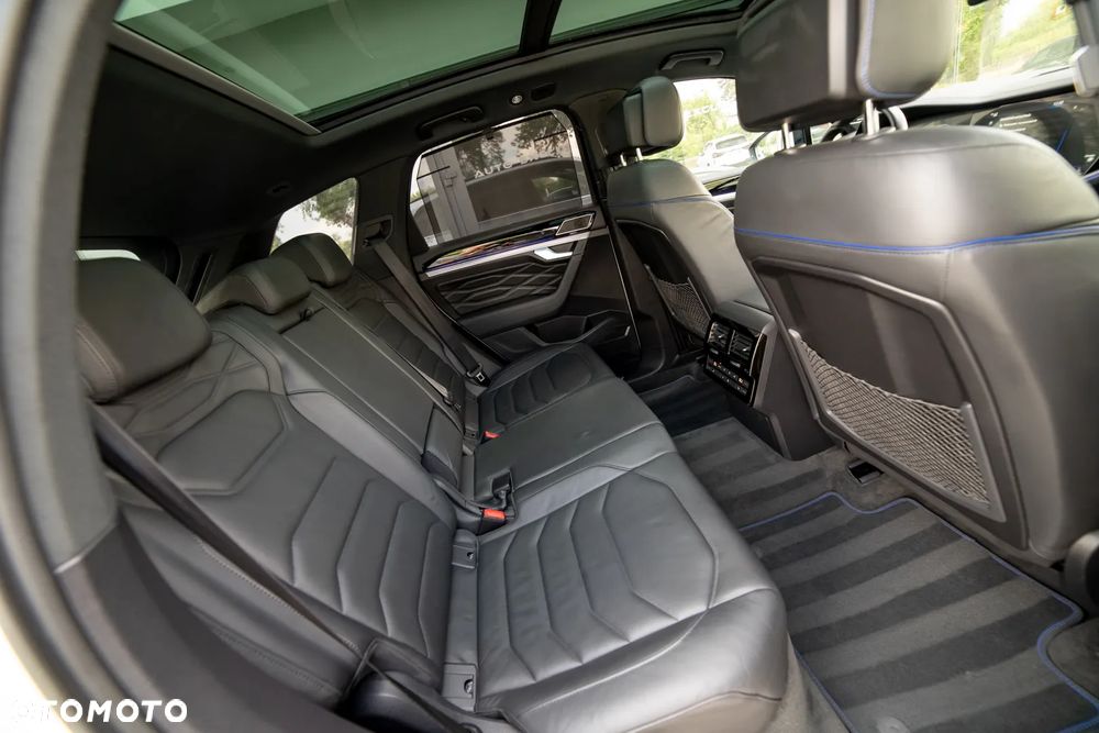 Volkswagen Touareg - 40