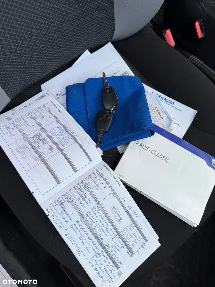 Dacia Sandero 1.2 16V - 18