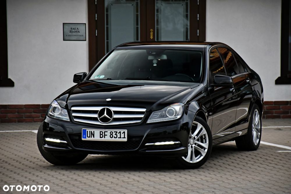 Mercedes-Benz Klasa C 200 (BlueEFFICIENCY) Avantgarde - 8