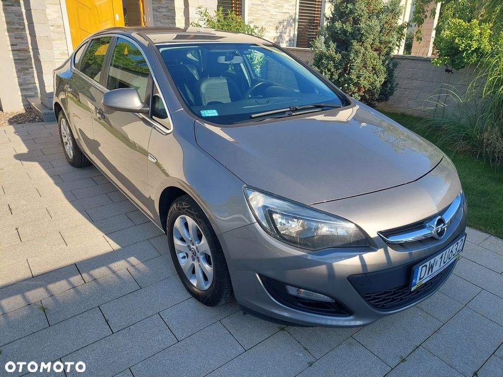 Opel Astra 1.4 T Active EU6 - 2