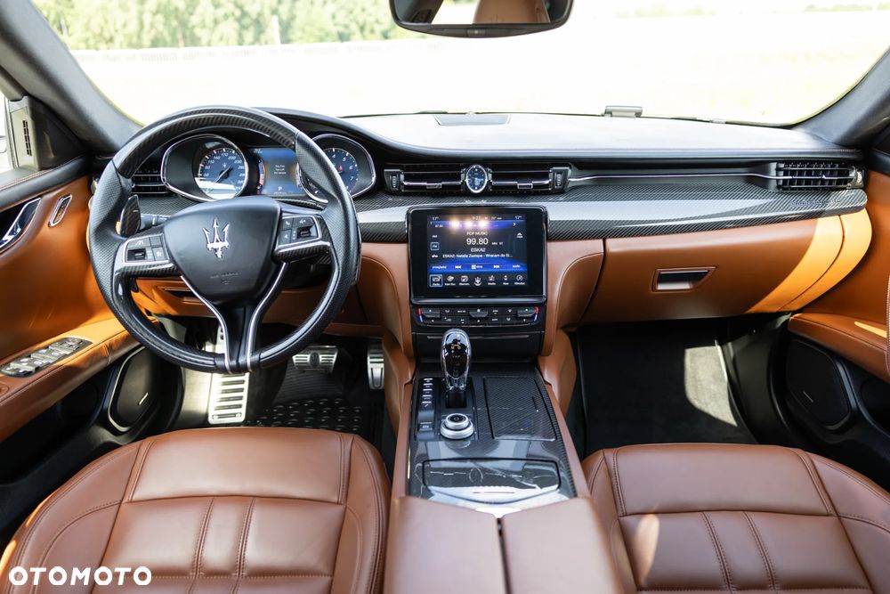 Maserati Quattroporte GranSport GTS - 13