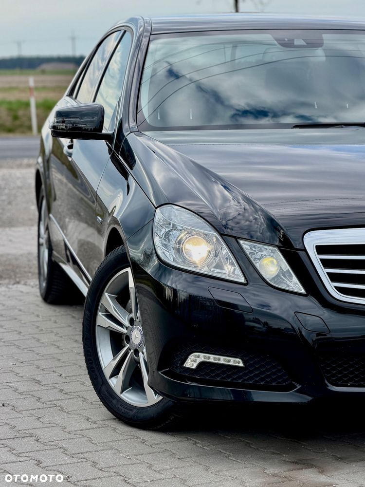 Mercedes-Benz Klasa E 250 CGI BlueEffICIENCY Avantgarde - 6
