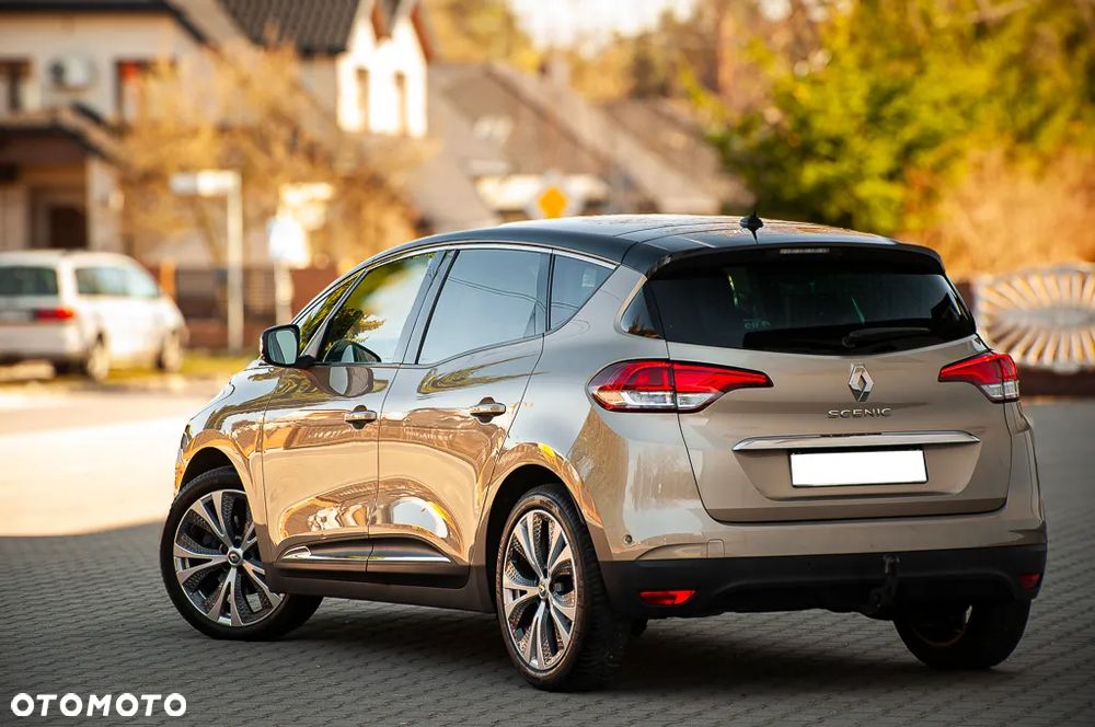 Renault Scenic ENERGY TCe 130 INTENS - 16