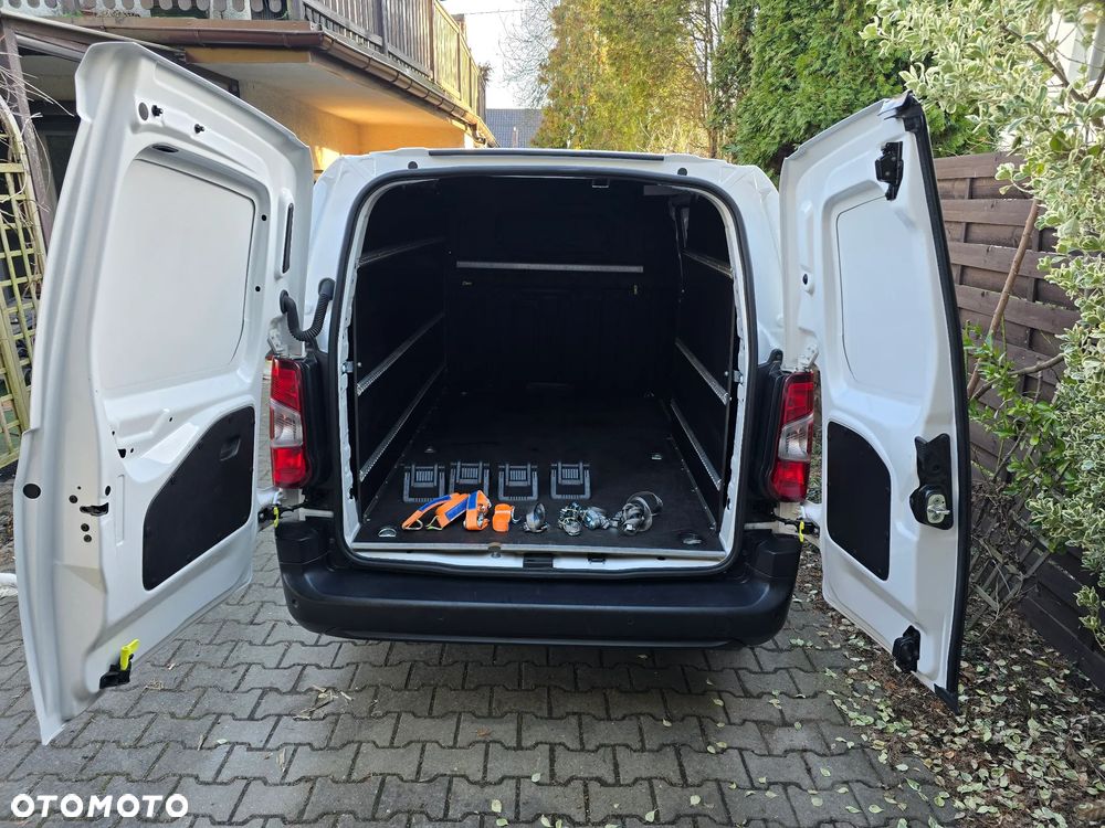 Citroën Berlingo Van XL L2H1 1.5 130KM - 4