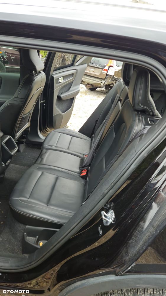 Volvo XC 40 T5 AWD Momentum - 16