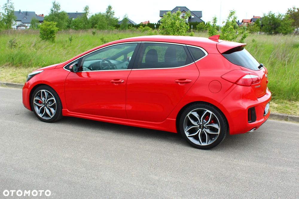 Kia Ceed 1.6 T-GDI GT-Track - 13