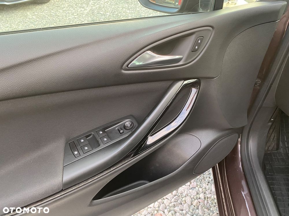 Opel Astra 1.4 Turbo Dynamic - 21