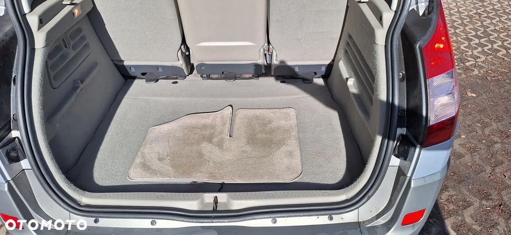 Renault Scenic 2.0 16V Luxe Expression - 24