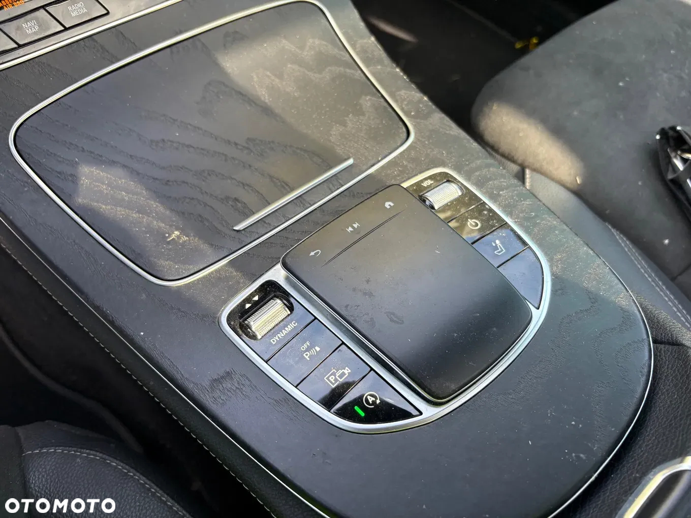 Mercedes-Benz Klasa E 400 d 4Matic T 9G-TRONIC Avantgarde - 14