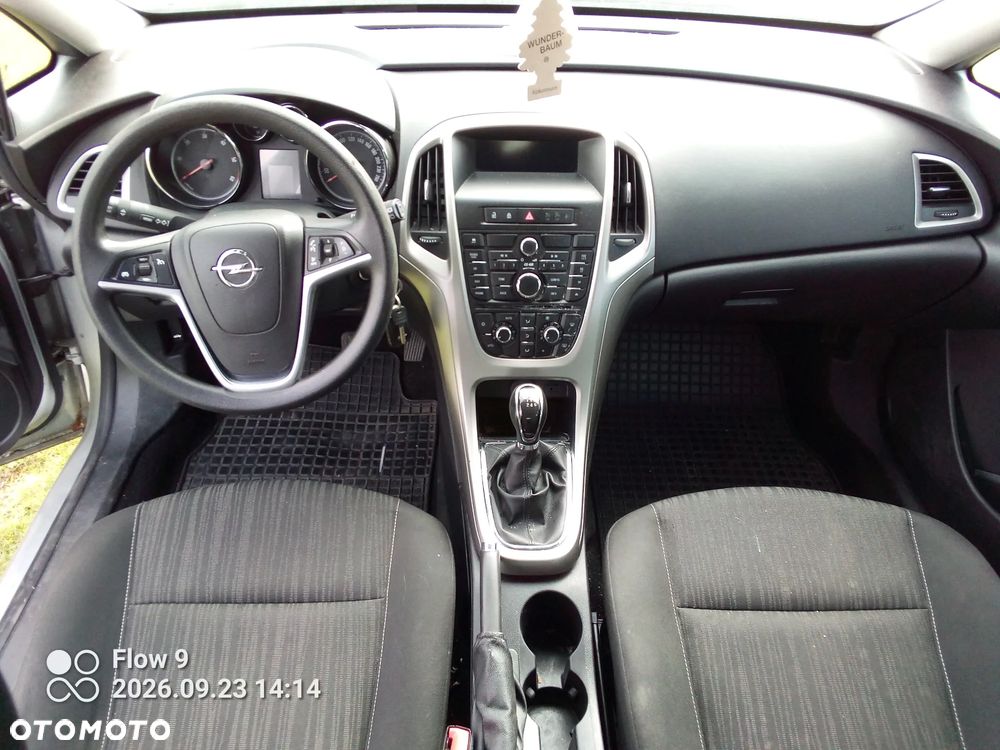 Opel Astra - 8