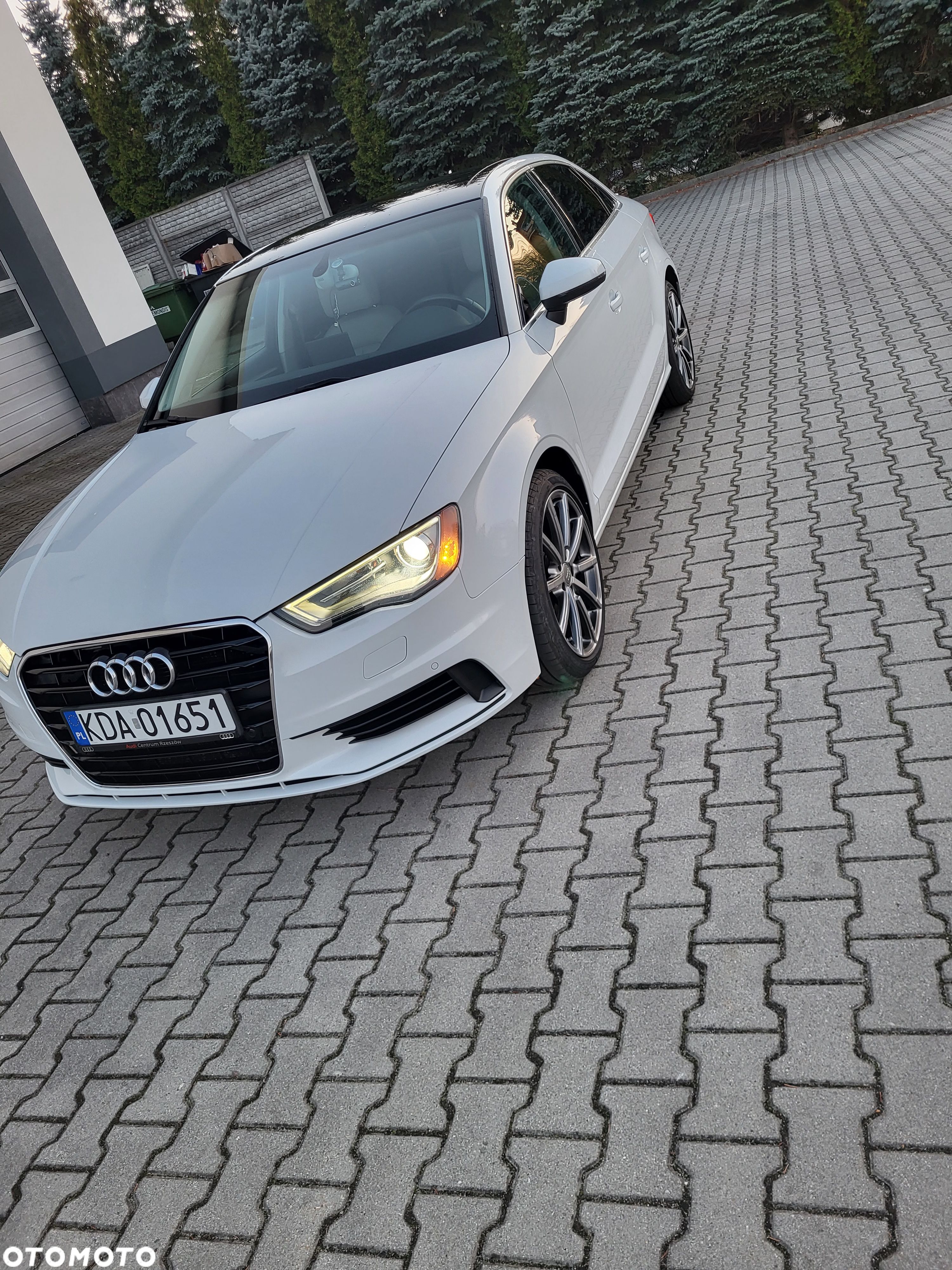 Audi A3 2.0 TFSI Sportback quattro S tronic design - 1