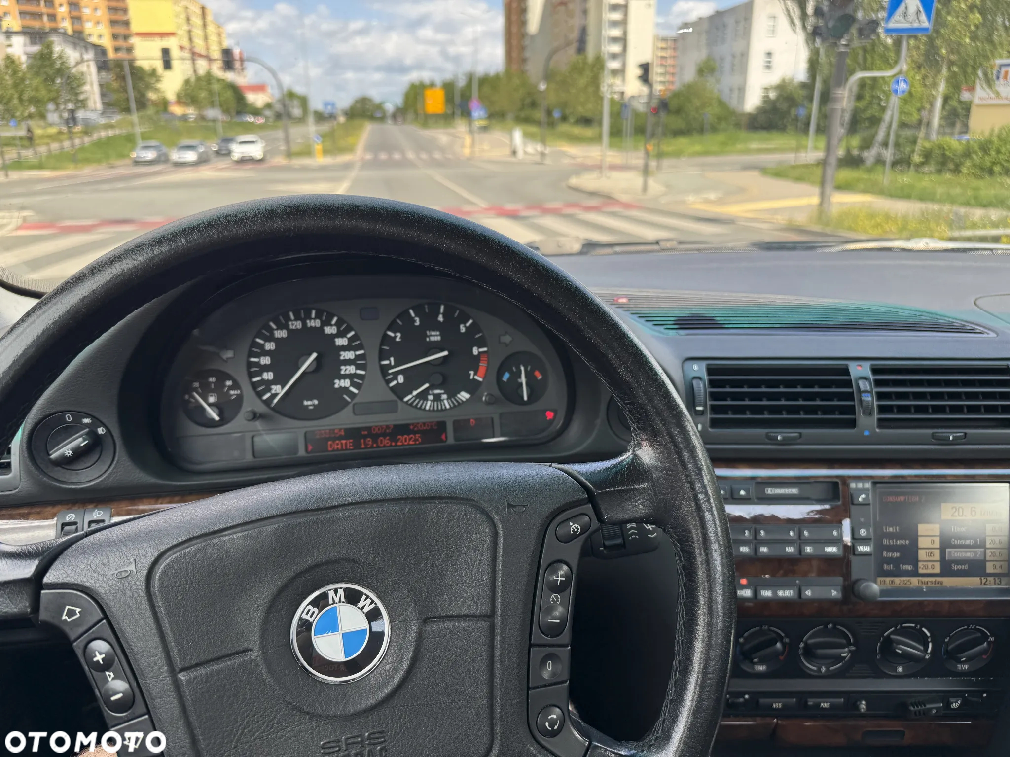 BMW Seria 7 - 13