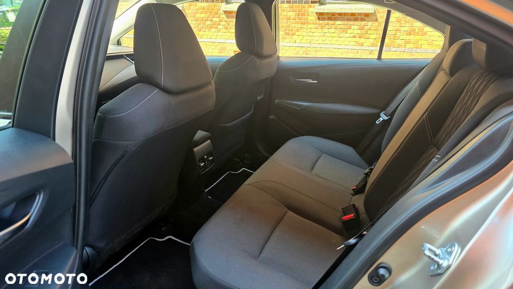 Toyota Corolla 1.8 Hybrid Comfort - 10
